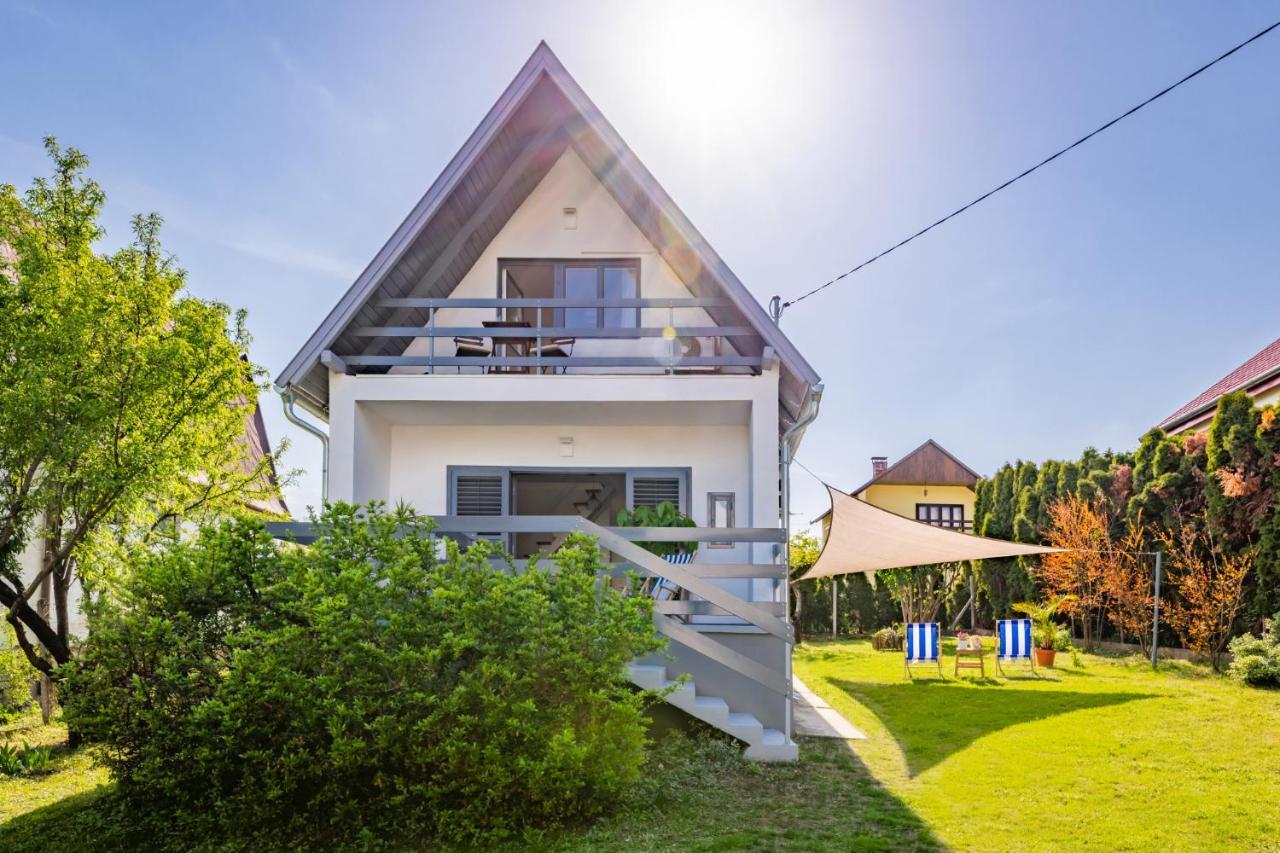 Вілла Madarasz 5 Deluxe Vendeghaz Балатональмаді Екстер'єр фото